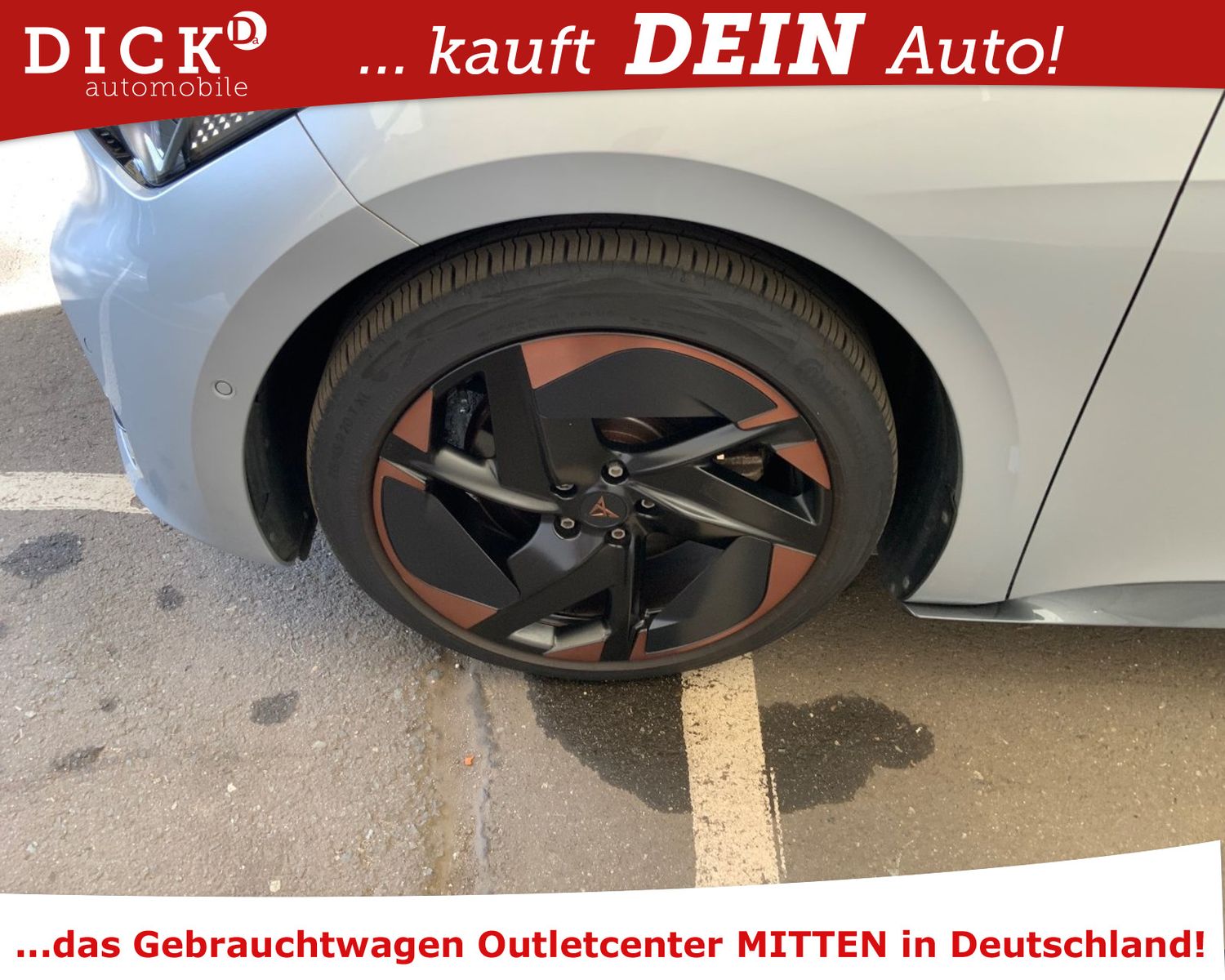 Fahrzeugabbildung CUPRA Born LED/ACC/HUD/NAVI/VIRTU/MASS/SHZ/360°/20"LM