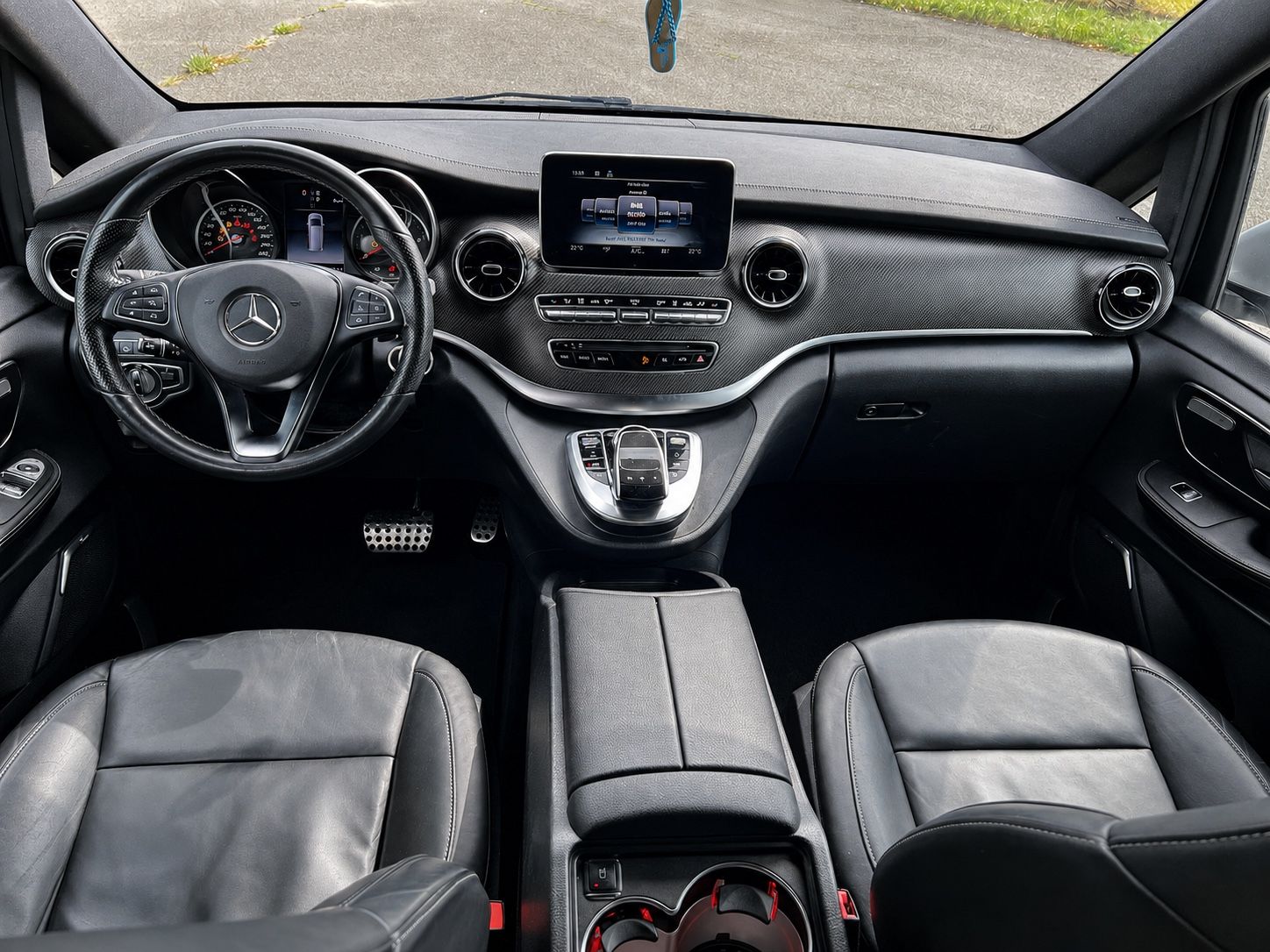 Mercedes-Benz V 220 AMG-Line foto 14
