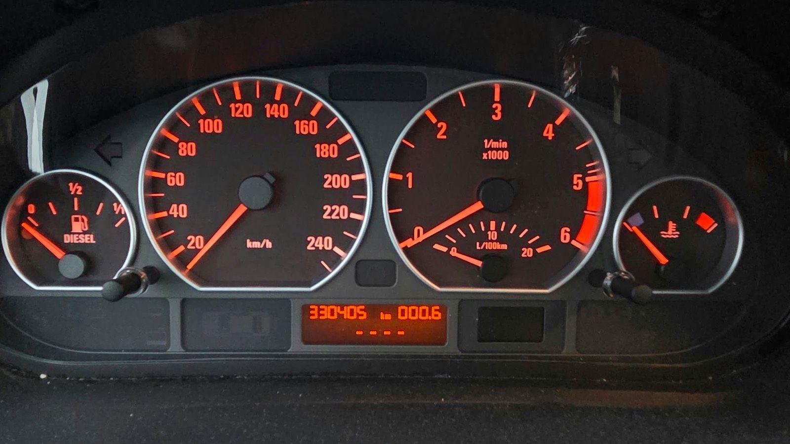 BMW 320 2005 — photo 6