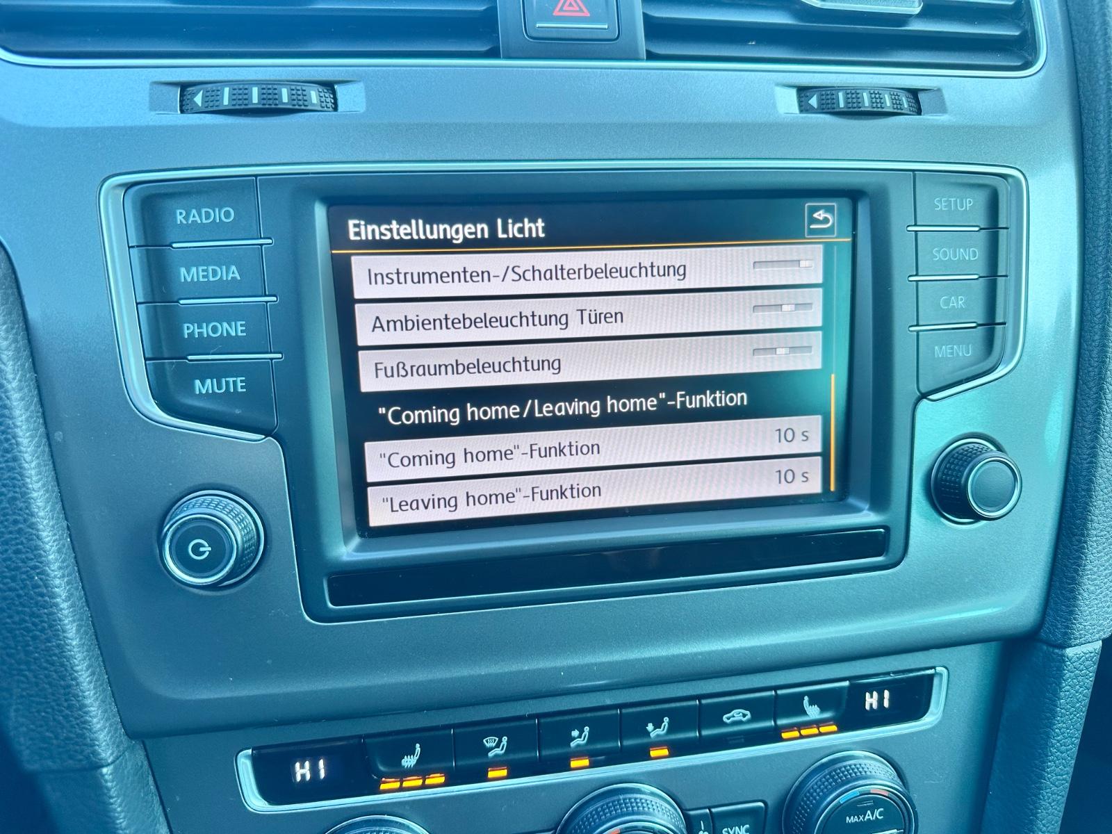 Volkswagen Golf VII Lim. Lounge BMT