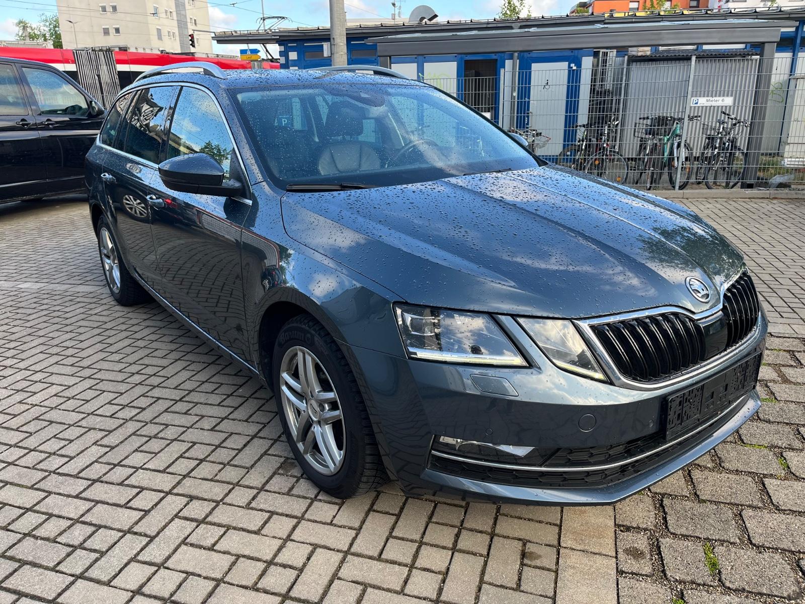 Skoda Octavia 2.0 *Premium Ed*Virtual/Leder/Kamera/ACC