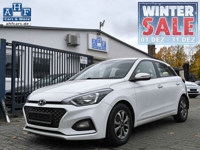 Hyundai i20 KLIMA TEMPOMAT START/STOP