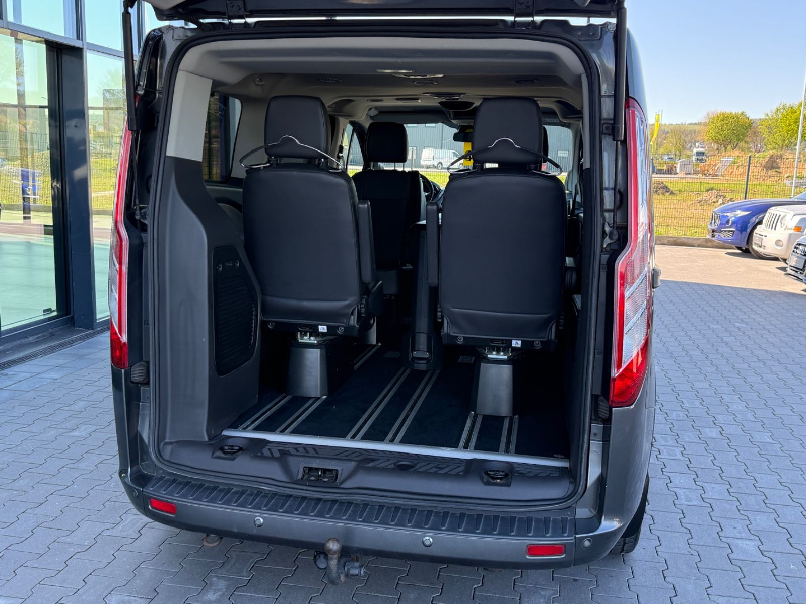 Tourneo Custom 2.0 TDCi Sortimo 6.Sitze Autom.