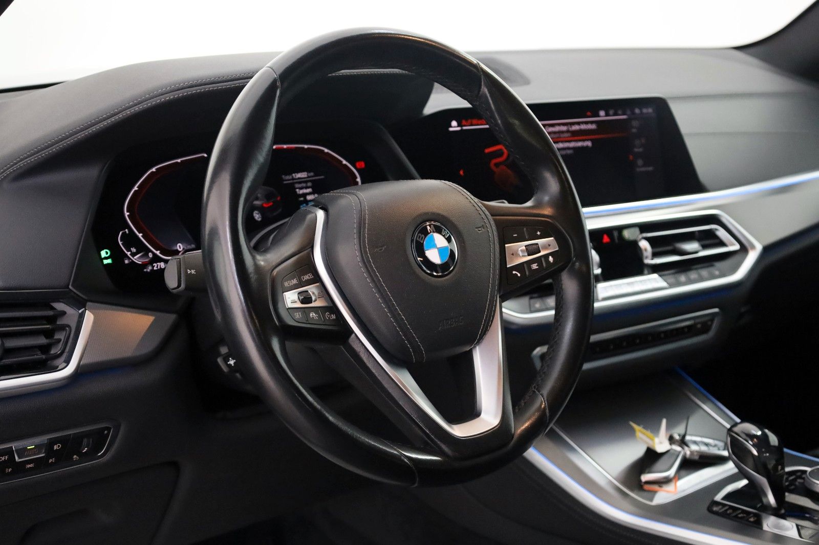 Fahrzeugabbildung BMW X5 xDrive 45e xLine Leder,Navi,LED,Kamera,4xSH