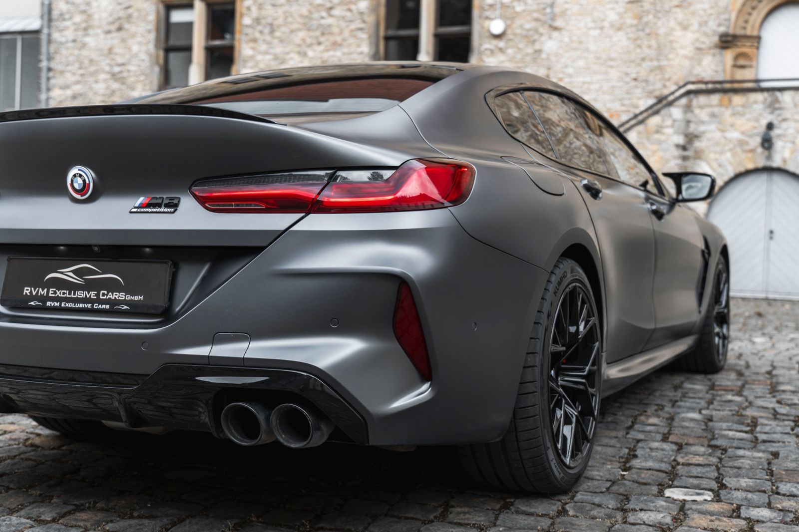 Fahrzeugabbildung BMW M8 Competition GC Head Up Laserlicht H&K 360°
