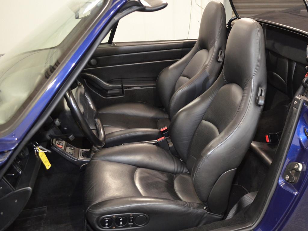 Porsche 911 (993) Carrera Cabrio 2.HD/deutsch/Scheckheft