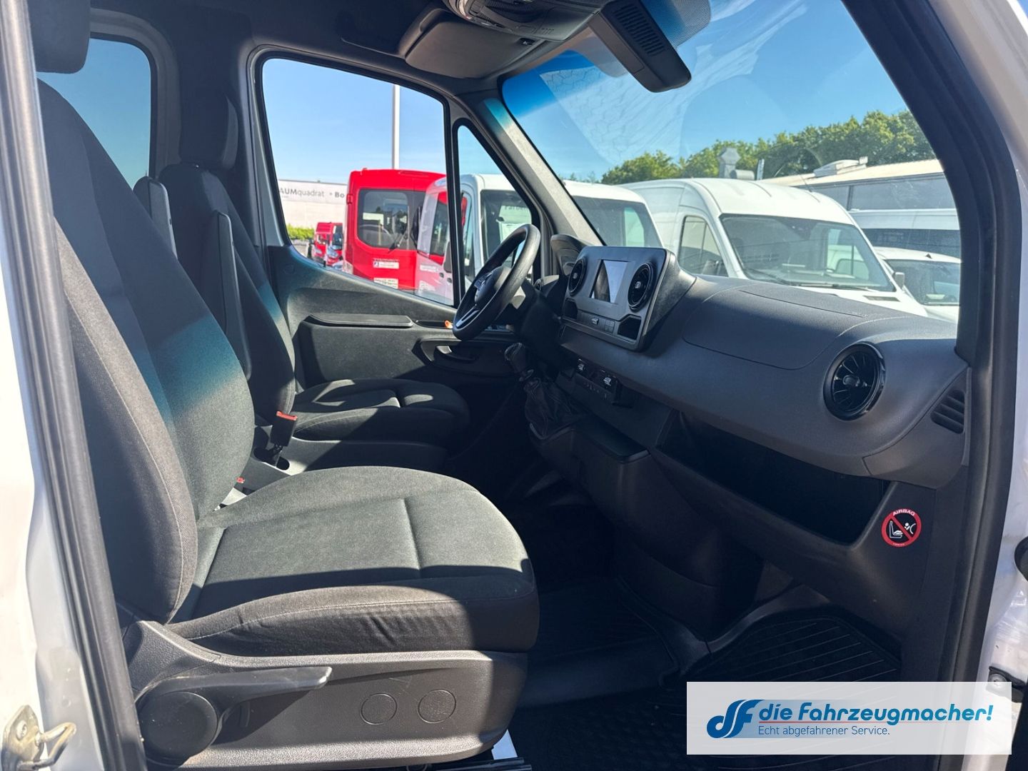 Fahrzeugabbildung Mercedes-Benz Sprinter MIXTO 5.Si. L2H2 Werkstatt 314CDI Kame