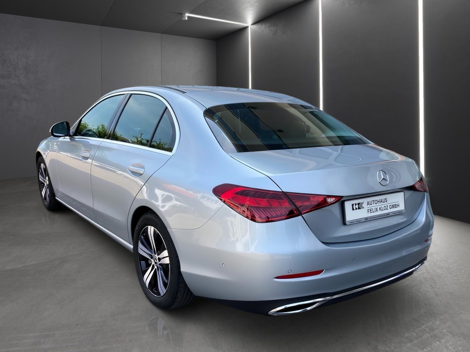 Fahrzeugabbildung Mercedes-Benz C 220 d 4M Avantgarde*Distronic*Twotwink*LED*KAM