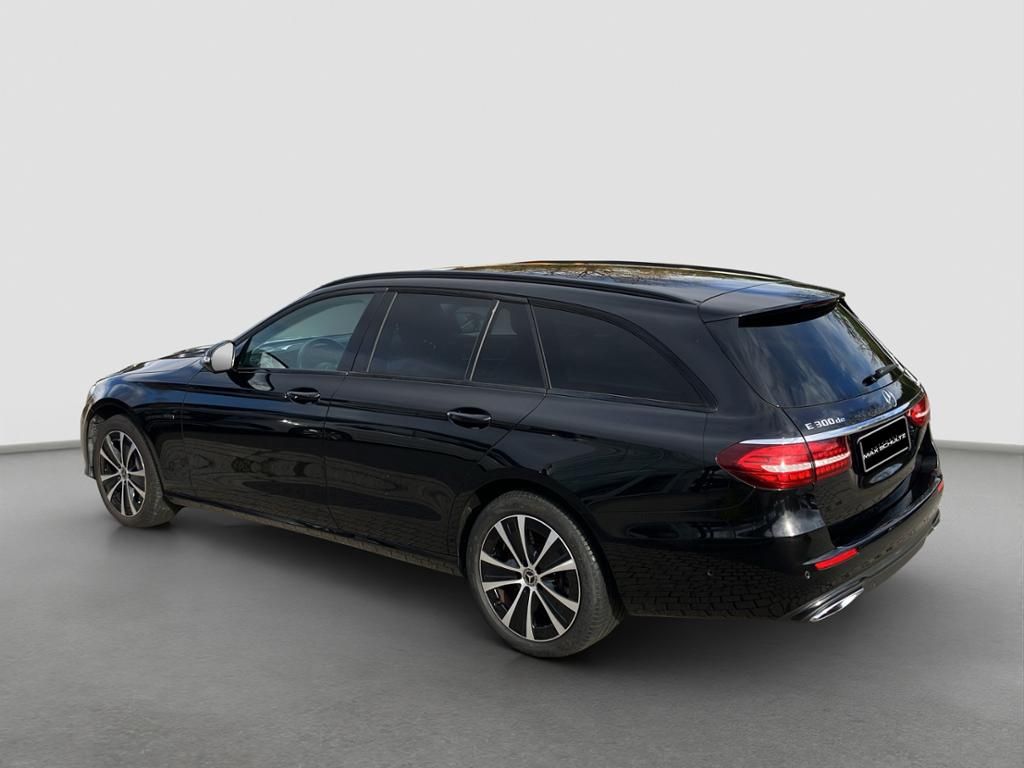Fahrzeugabbildung Mercedes-Benz E 300 de 4MATIC T-Modell Night Paket*AHK*HUD*360