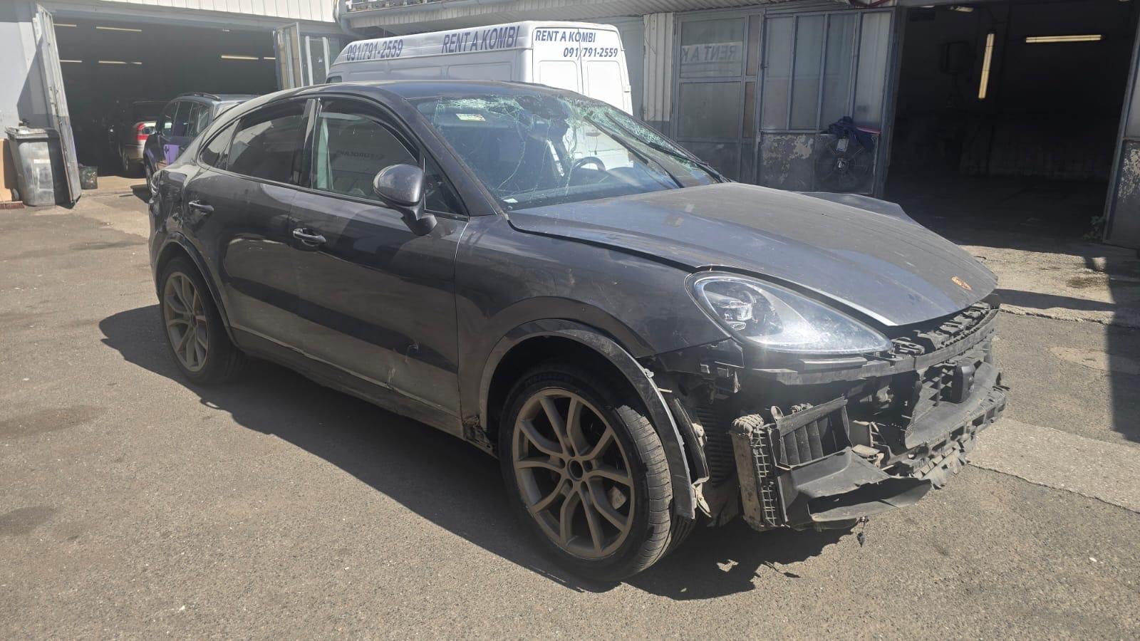 Porsche Cayenne Coupe Basis