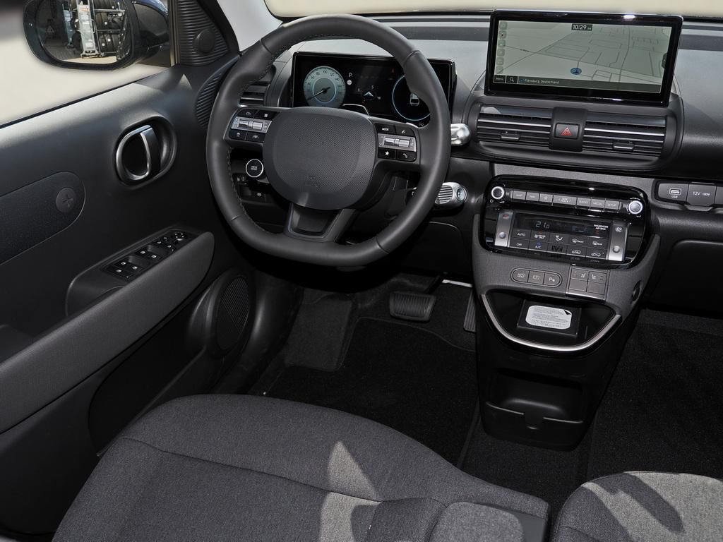 Fahrzeugabbildung Hyundai INSTER EV TREND Effizienz-Paket Assistenz-Paket