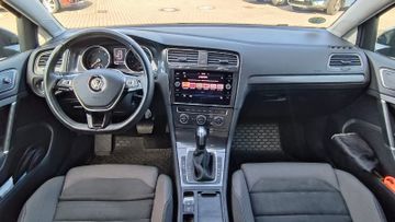 Volkswagen Golf - 9