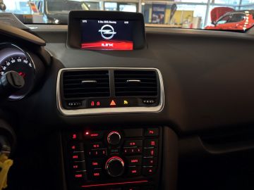 Bild 12 Opel Meriva B Innovation Mehrzonenklima Ambientebeleu