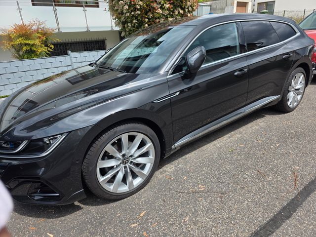 VW Arteon 2.0 Sh.Break. R-Line, 32900 Km, VW Garant