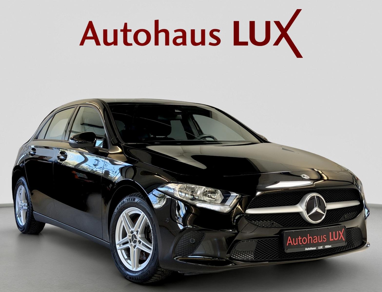 Mercedes-Benz A 180 DIESEL*8G-DCT*NAVI*STZHZ*1.HAND*NUR 88TKM*