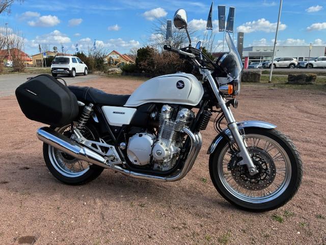 Honda CB1100SA