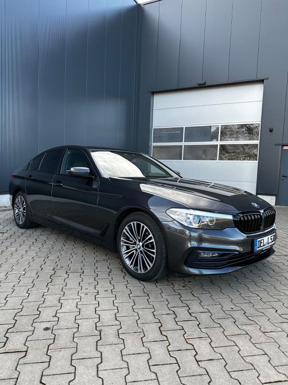 Image of BMW 530
