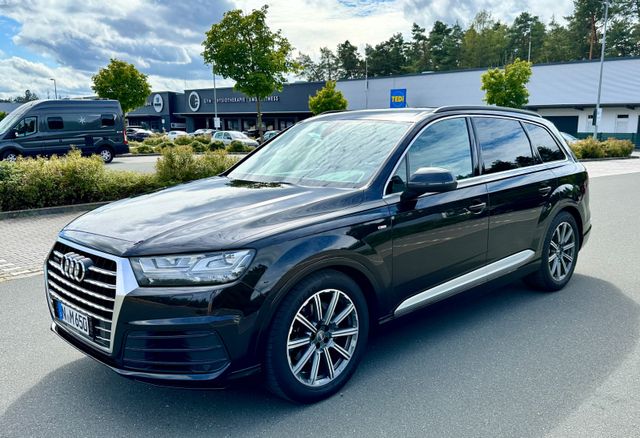 Audi Q7 3.0 TDI quattro S Line Sportpaket Vollausst.