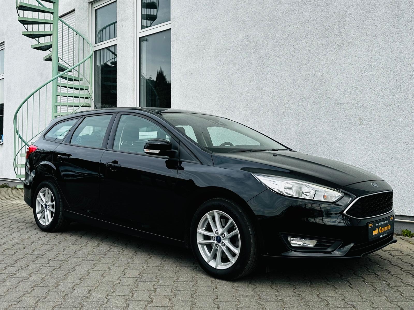 Ford Focus Turnier Business *PDC *SHZ *BLTht *HU11/27