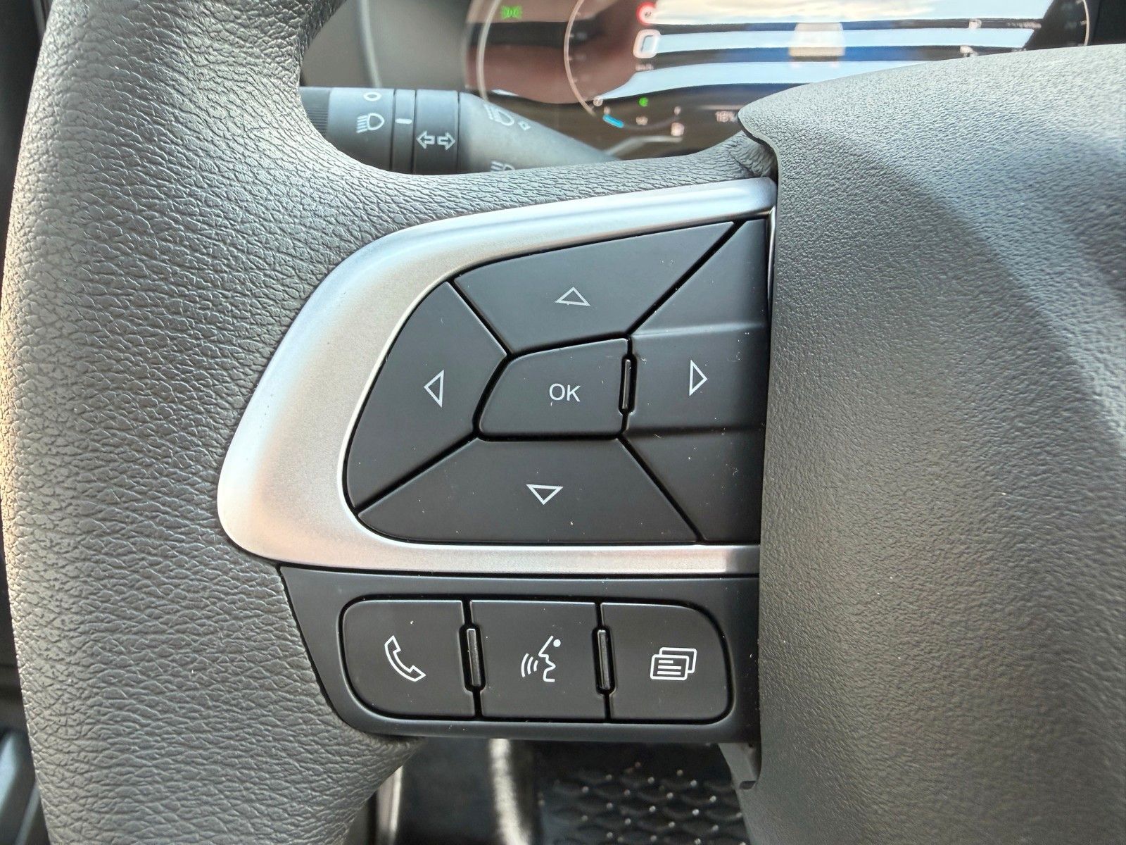Fahrzeugabbildung Iveco Daily 35S16 3.0L *R3.450mm*AHK*Kamera*Klima*