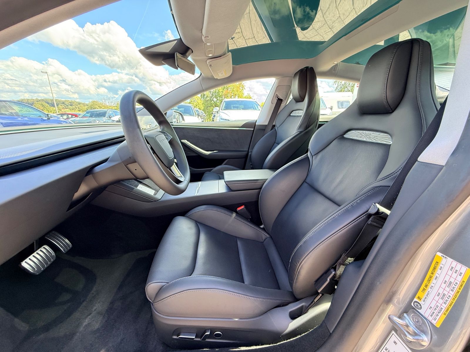 Tesla Model 3 Performance Highland 2025 Quichsilber foto 10