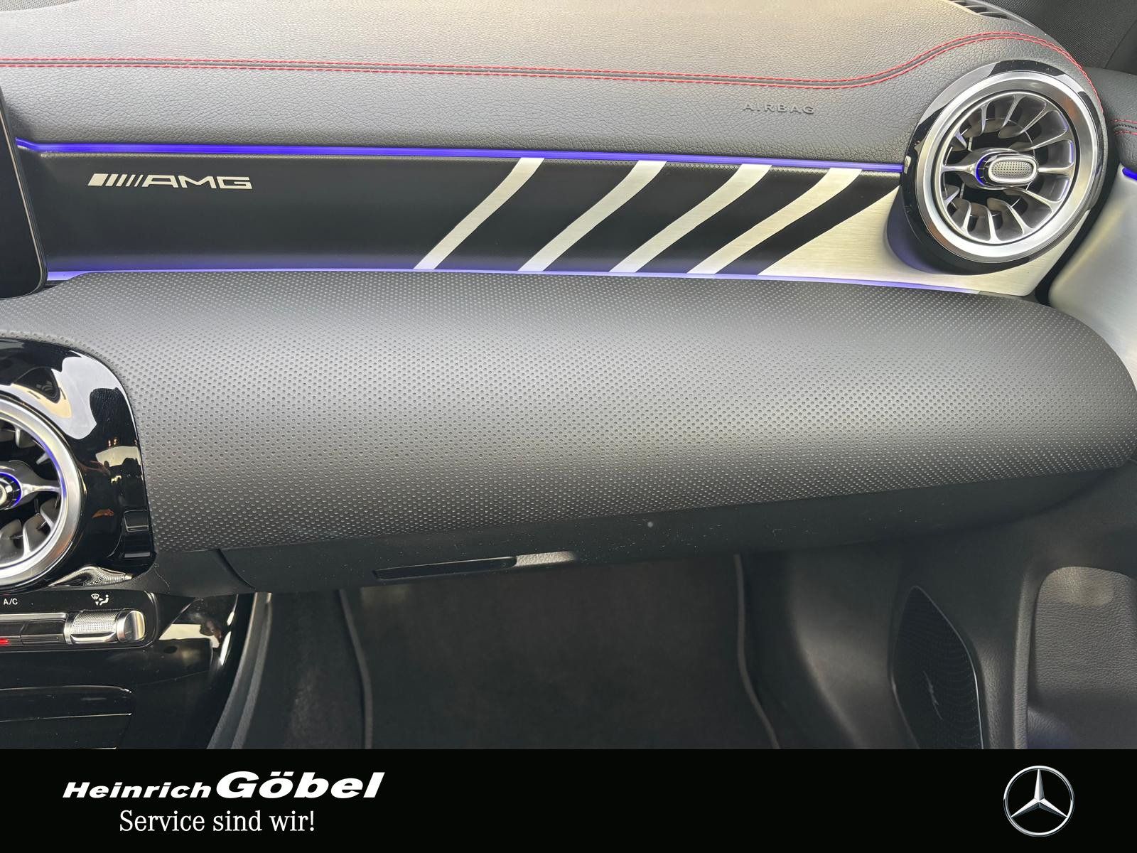 Fahrzeugabbildung Mercedes-Benz AMG CLA 35 4M PANO*BURMESTER*DISTRONIC*MEMORY*