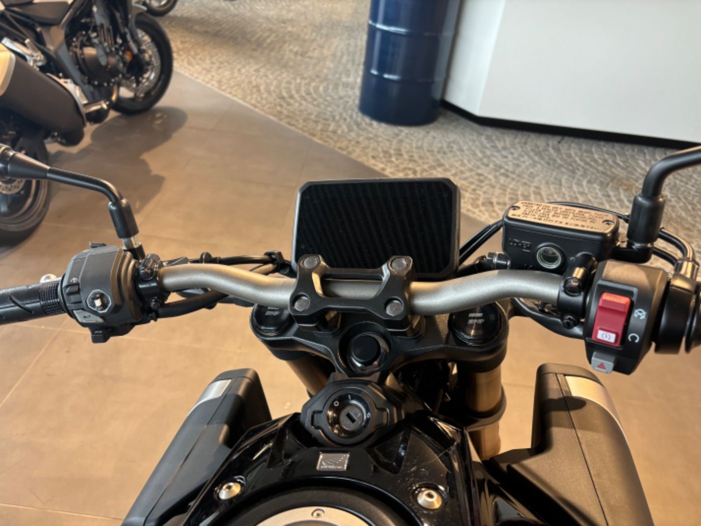 Fahrzeugabbildung Honda CB 650 R 2025 E-Clutch