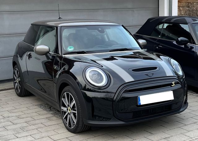 MINI Cooper SE MINI Yours Trim MINI Yours Trim
