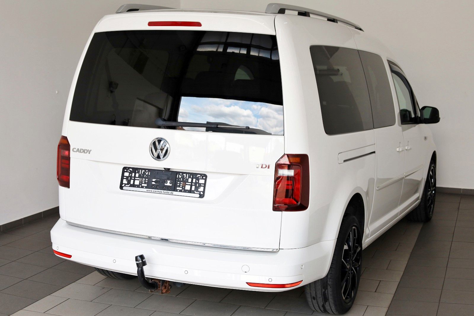 Fahrzeugabbildung Volkswagen Caddy Maxi Highline BMT, 7Sitzer,GSD,Kamera,AHK