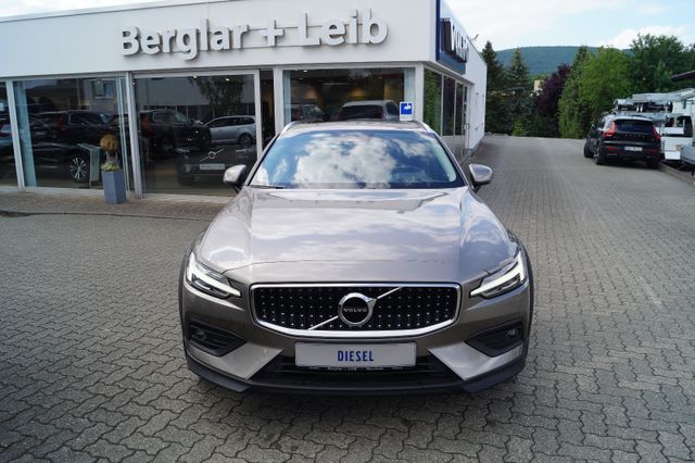 Volvo V60 Cross Country Pro D4 AWD Aut./Standh./HeadUp