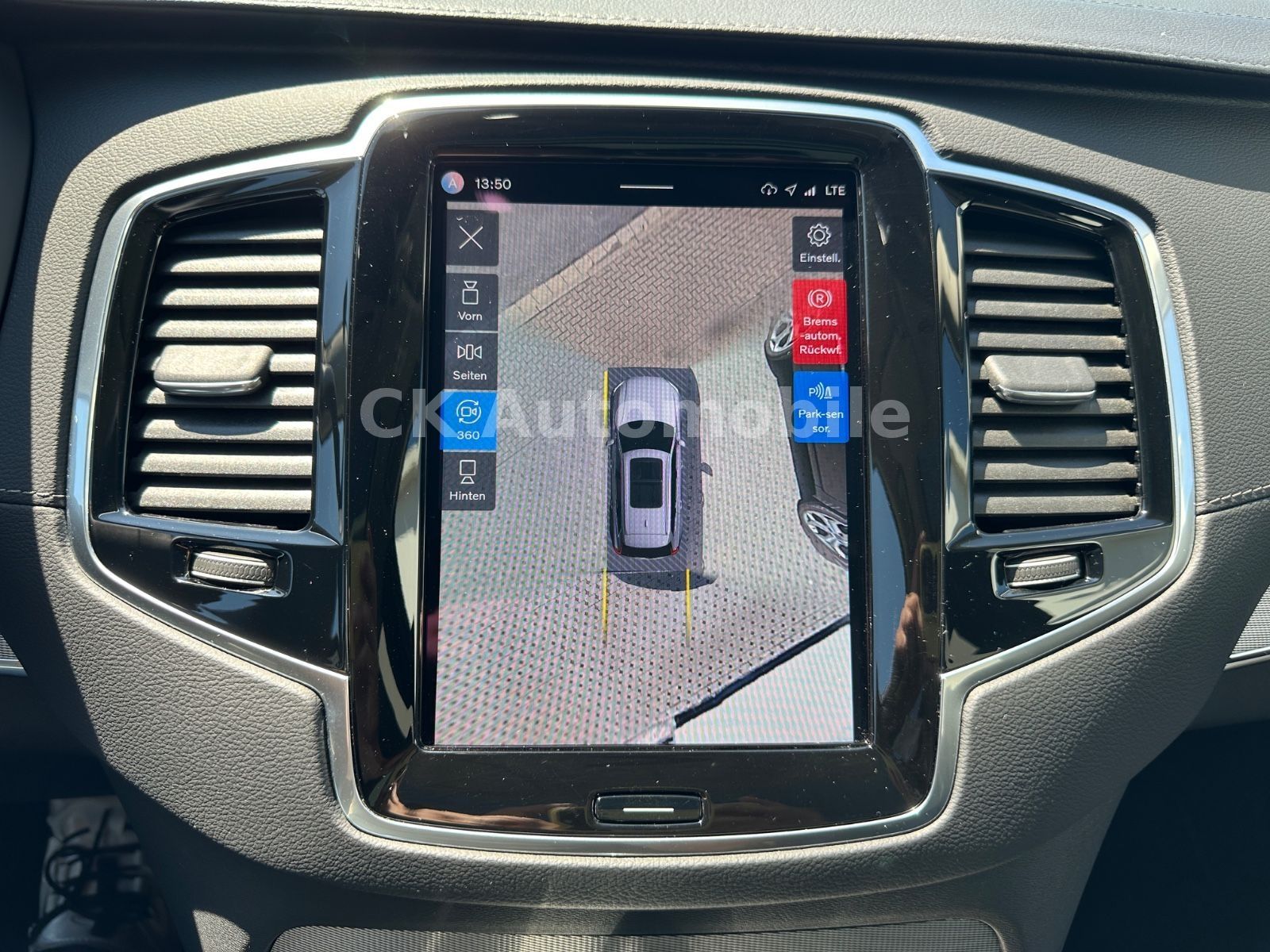 Fahrzeugabbildung Volvo XC90 B5 Plus Bright AWD 7Sitze/Navi/Pano/360°Kam