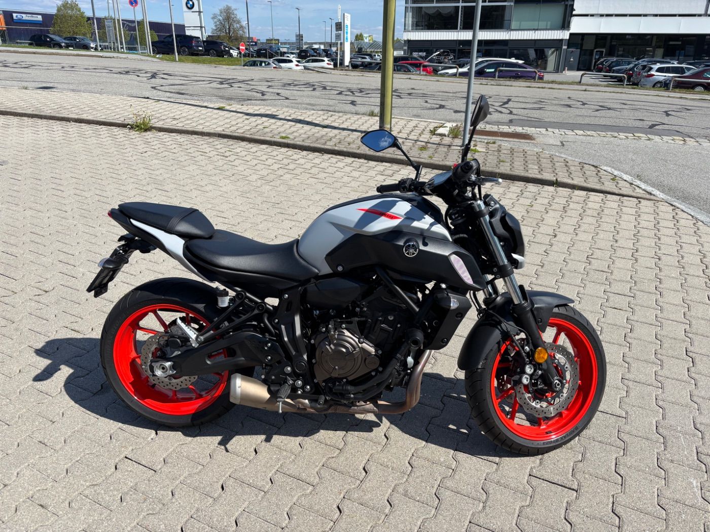 Fahrzeugabbildung Yamaha MT 07 Modell 2020 5 CM Tieferlegung