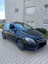 Mercedes-Benz B 220 Automatik Xenon/Pano/Kamera/Leder/Euro 6  - gebrauchte Mercedes-Benz B 220 aus dem Jahr 2013