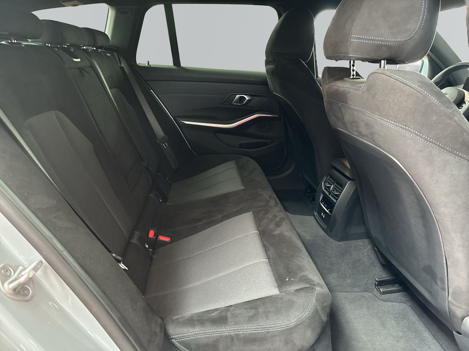 BMW 330 - Bild 10