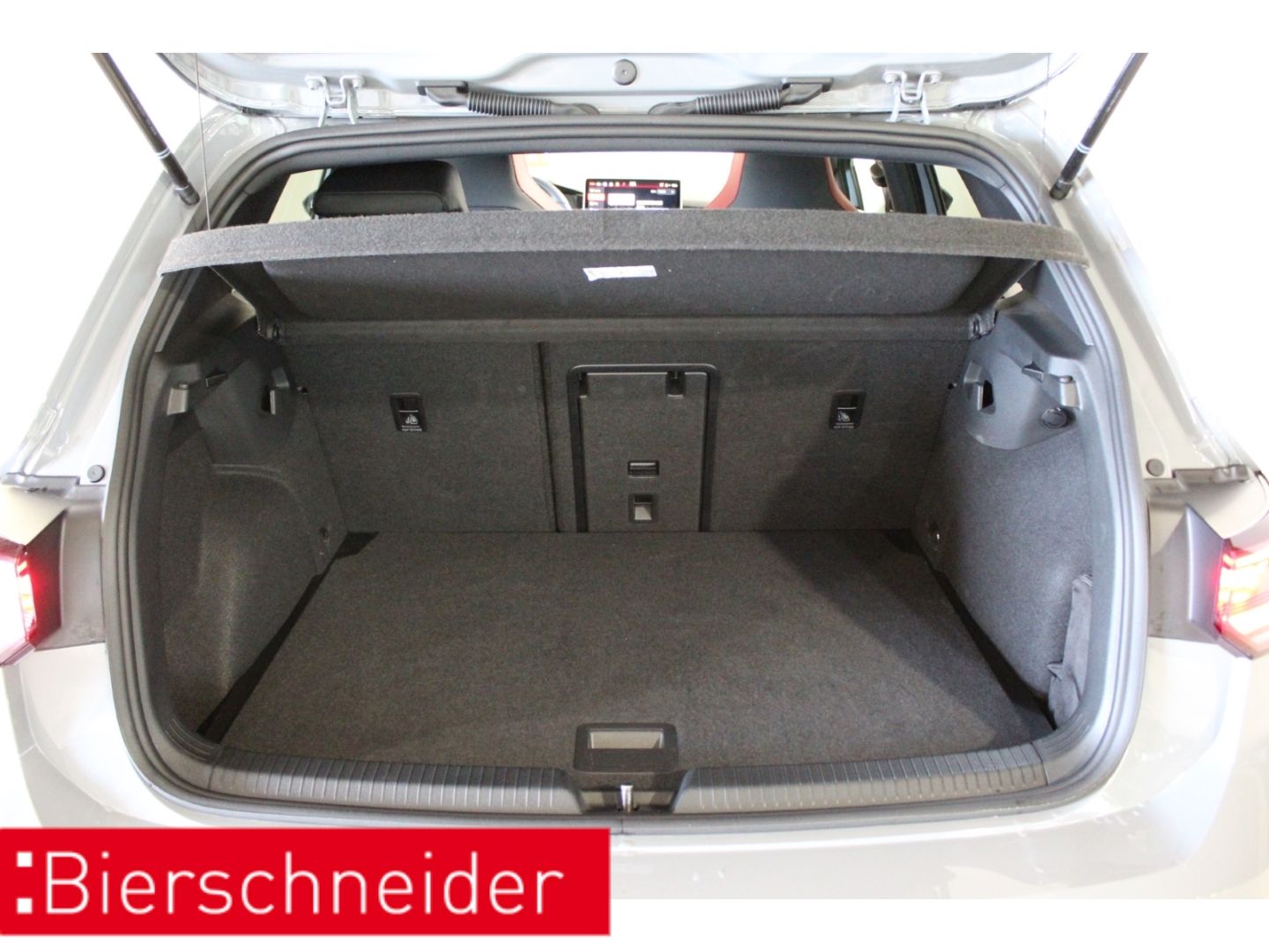 Volkswagen Golf GTI 8 2.0 TSI DSG Clubsport PA Black Style  foto 17