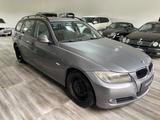BMW 320d E91 LCI 3 Touring - BMW 320 aus 2009: Kombi