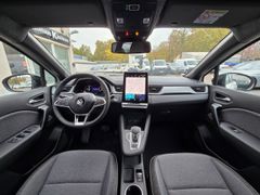 Fahrzeugabbildung Captur II Techno 1.6 E-TECH Hybrid 145 EU6e