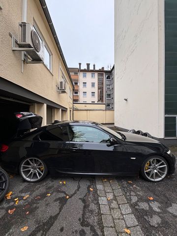 BMW SUCHE BMW E90 E91 E92 E93 325d 330d 335d M...