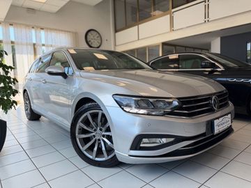 Volkswagen Passat - 2