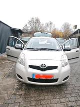 Toyota Yaris 1.33 VVT-i -bei Toyota Scheck... - scheckheftgepflegte Toyota 4-Runner