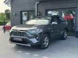 Toyota RAV 4 Hybrid 4x2 Club*NAVI*KAM*AHK*SHZ*PDC* - Toyota RAV 4 Gebrauchtwagen in Bremen