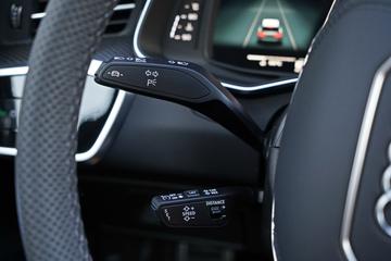 صورة مصغرة 25 لـ 2025 AUDI RS6