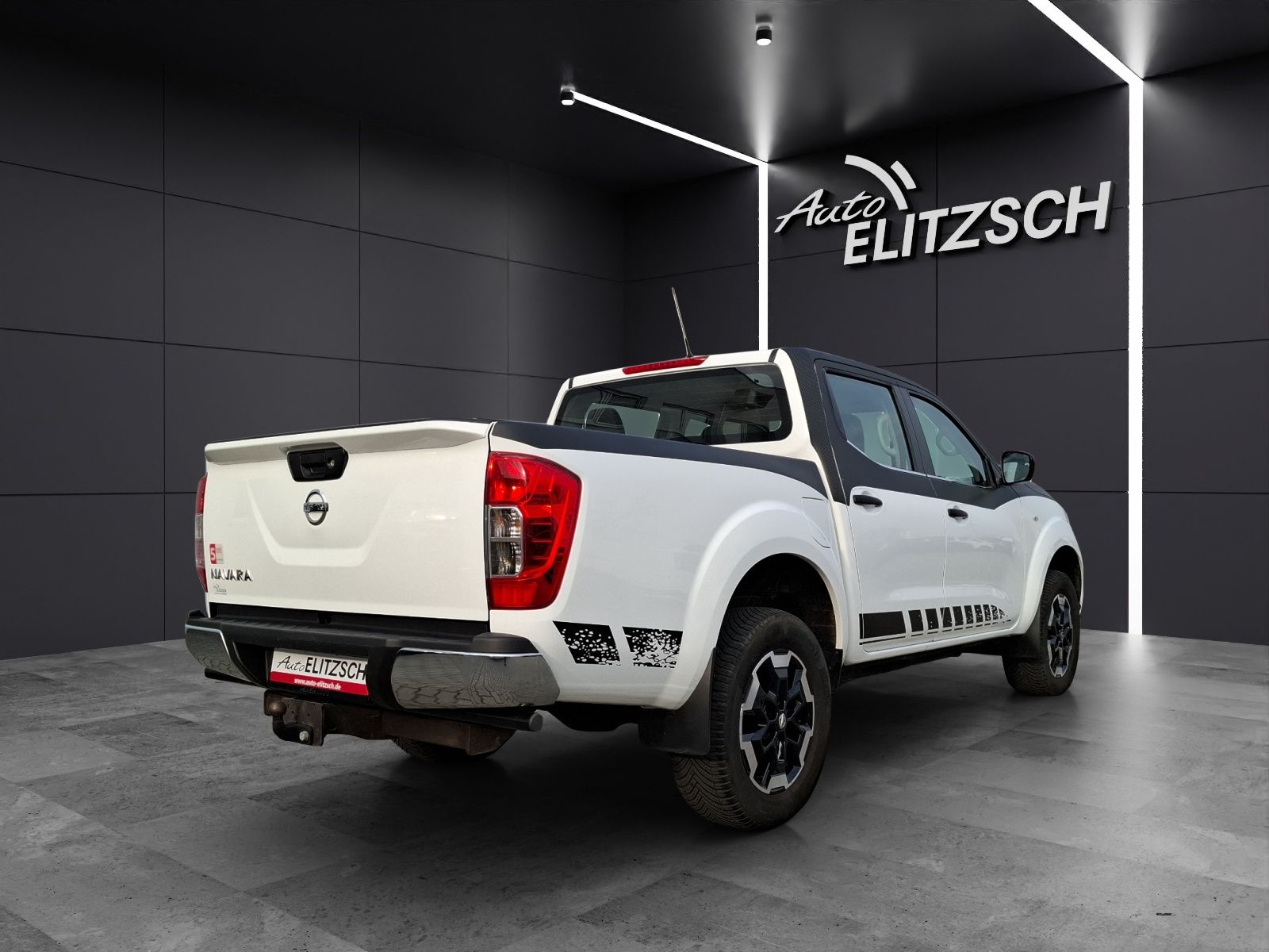 Fahrzeugabbildung Nissan Navara NP300 4x4 ASG 03.2027 o. 160T KM AHK Klim