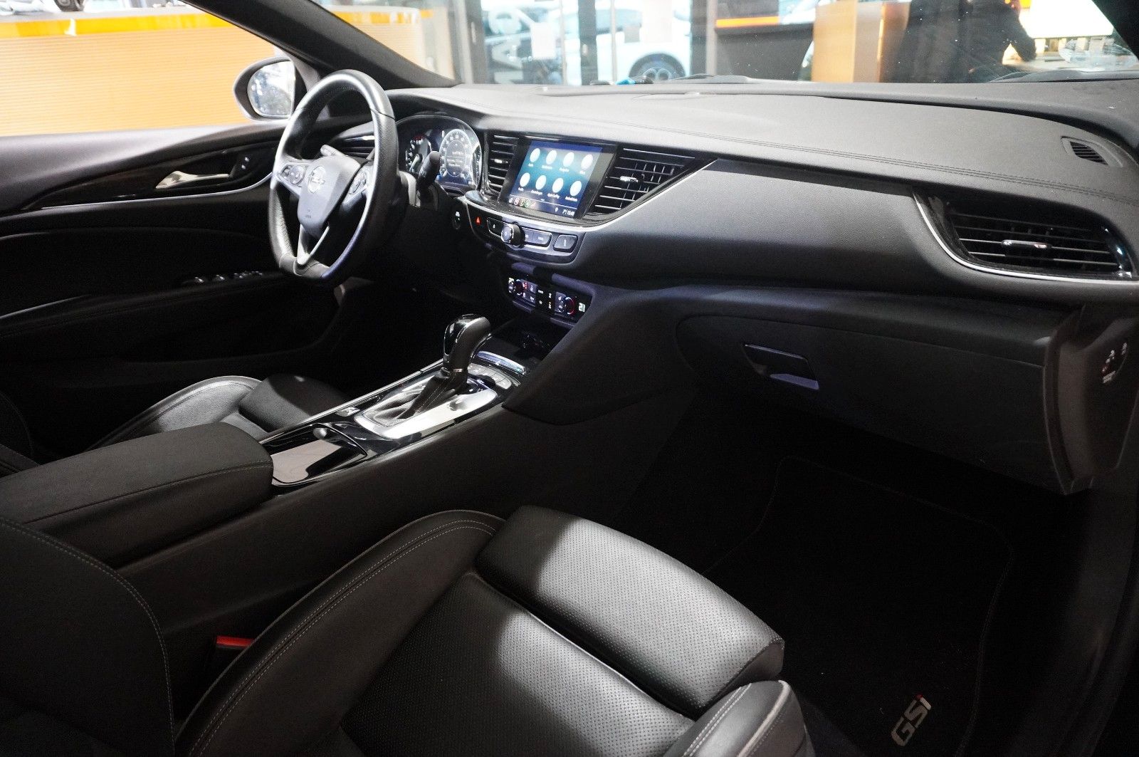 Fahrzeugabbildung Opel Insignia B GS GSi 4x4 PERFORMANCE/20"ALU/MASSAGE