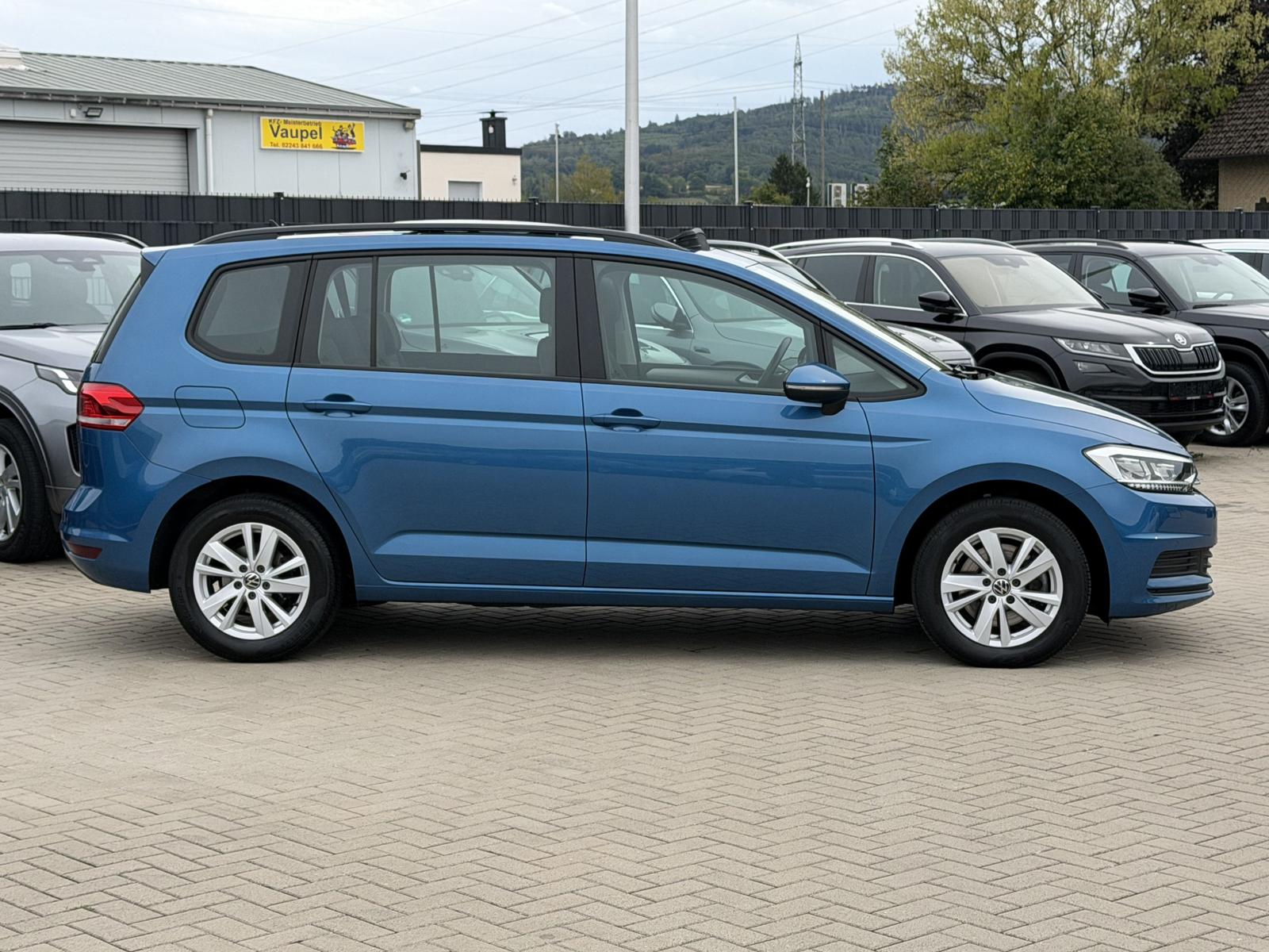 Volkswagen Touran Comfortline Pano ACC Familypaket LED, миниатюра 28