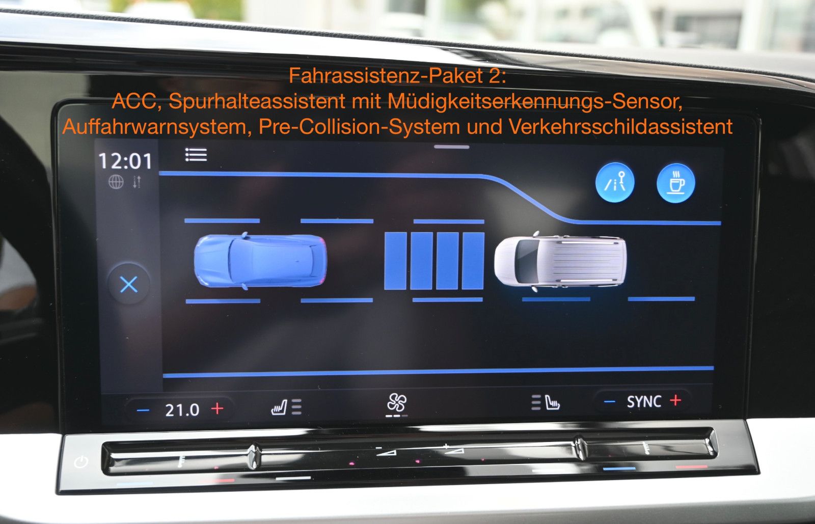 Fahrzeugabbildung Ford Grand Tourneo 2.0 d Titanium Aut °PANO°KAM°8FACH