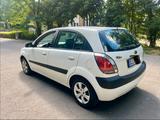 Kia Rio 1.4 EX *5-türig* - gebrauchte Kia Rio aus dem Jahr 2009