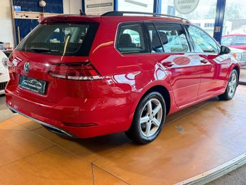 Volkswagen Golf - 5
