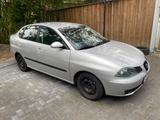 Seat Cordoba 1.4 16V 55 kW Signo Signo mit TÜV - Seat Cordoba von privat