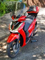 Honda SH 125i Abs /Keyless/ Topcase/ Stop u Go - ROLLER GO